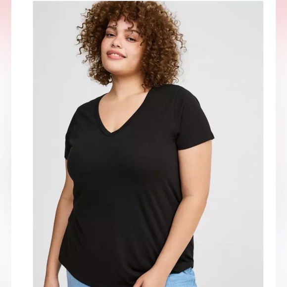 Torrid Michel Studio Modern T-Shirt, Size 1X - Picture 4 of 12